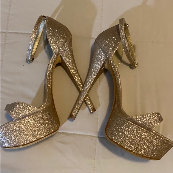 Fairly new Steve Madden’s - Picture 2 of 3